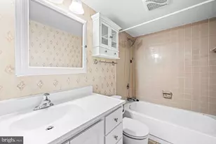 1420 Locust St, Philadelphia, PA 19102 - Photo 7