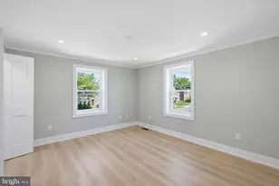 1300 Princeton Ave, Philadelphia, PA 19111 - Photo 25