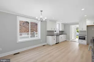 1300 Princeton Ave, Philadelphia, PA 19111 - Photo 9