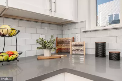 423 E Flora Street, Philadelphia, PA 19125 - Photo 15