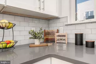 423 E Flora St, Philadelphia, PA 19125 - Photo 15