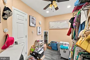 1525 S Patton St, Philadelphia, PA 19146 - Photo 15