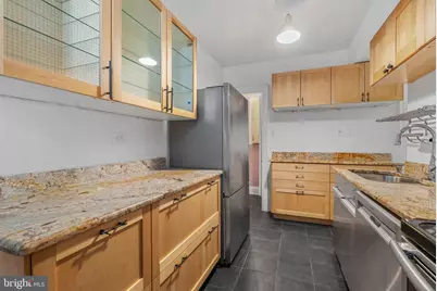 351 S 47th Street #B210, Philadelphia, PA 19143 - Photo 13