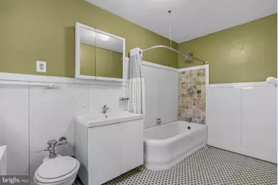 351 S 47th Street #B210, Philadelphia, PA 19143 - Photo 25