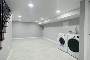 2603 Shields St, Philadelphia, PA 19142 - Photo 15