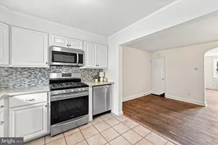 547 Conarroe St, Philadelphia, PA 19128 - Photo 9