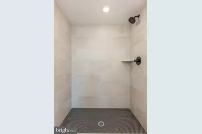 629 W Girard Avenue #502, Philadelphia, PA 19123 - Photo 15