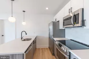 629 W Girard Ave, Philadelphia, PA 19123 - Photo 1