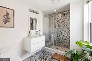 2015 Martha St, Philadelphia, PA 19125 - Photo 13