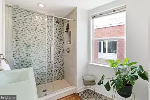 2015 Martha St, Philadelphia, PA 19125 - Photo 37