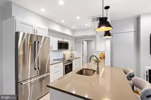 1119 Pine St, Philadelphia, PA 19107 - Photo 23