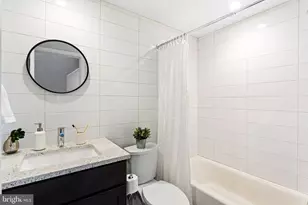 1119 Pine St, Philadelphia, PA 19107 - Photo 17