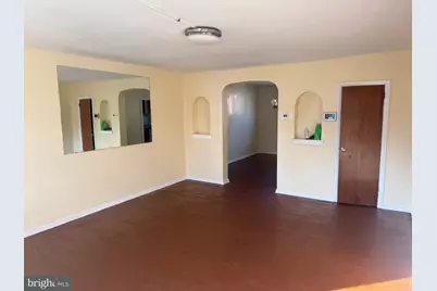 241 Howell Street E, Philadelphia, PA 19120 - Photo 9