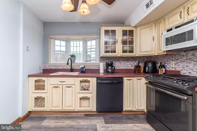 3648 Essex Ln, Philadelphia, PA 19114 - Photo 7