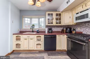 3648 Essex Ln, Philadelphia, PA 19114 - Photo 7
