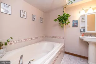 3648 Essex Ln, Philadelphia, PA 19114 - Photo 23