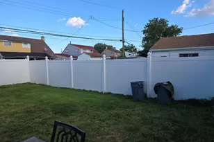2863 Nautilus Rd, Philadelphia, PA 19154 - Photo 3