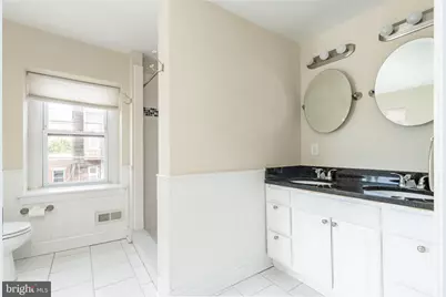 1000 S Chadwick Street, Philadelphia, PA 19146 - Photo 17