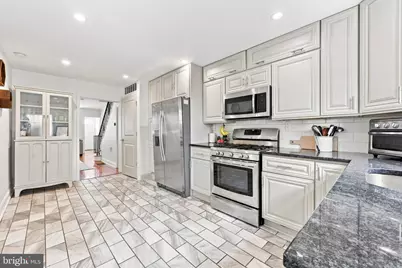 913 Daly Street, Philadelphia, PA 19148 - Photo 9