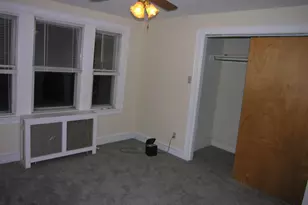577 Green Ln, Philadelphia, PA 19128 - Photo 5