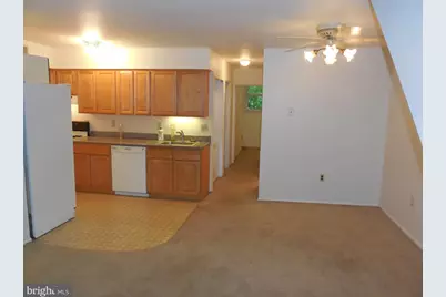 289 Greenough Street #1ST FLOOR FRONT, Philadelphia, PA 19127 - Photo 1