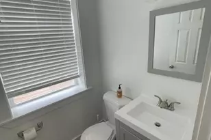197 W Luray St, Philadelphia, PA 19140 - Photo 9