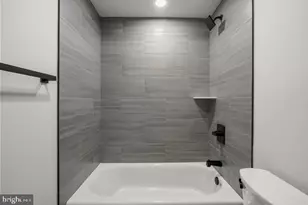 2705 Priya Ln, Philadelphia, PA 19131 - Photo 11