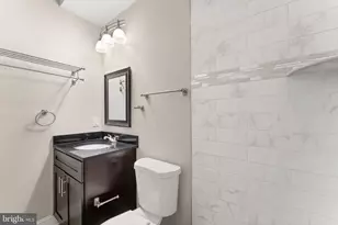 2226 Cross St, Philadelphia, PA 19146 - Photo 19