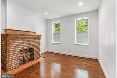 903 S 13th Street, Philadelphia, PA 19147 - Photo 1
