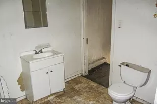 2323 Greenwich St, Philadelphia, PA 19146 - Photo 17