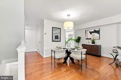 220 N 22nd Street #B, Philadelphia, PA 19103 - Photo 3
