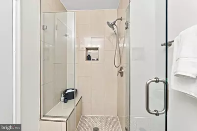 220 N 22nd Street #B, Philadelphia, PA 19103 - Photo 23