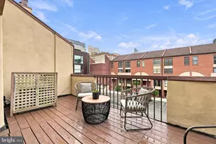 220 N 22nd St, Philadelphia, PA 19103 - Photo 13