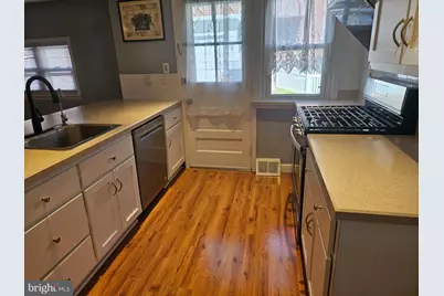 804 Marchman Road, Philadelphia, PA 19115 - Photo 3