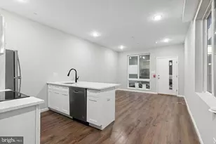 1230 N Marshall St, Philadelphia, PA 19122 - Photo 3