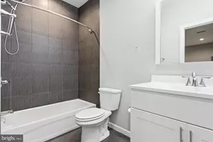 1917 N 7th St, Philadelphia, PA 19122 - Photo 17