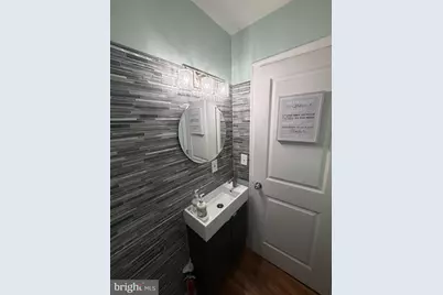 1933 Cambridge Street, Philadelphia, PA 19130 - Photo 7