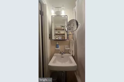 265 S 9th #1M, Philadelphia, PA 19107 - Photo 11