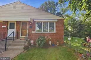 7835 Lawndale Ave, Philadelphia, PA 19111 - Photo 3