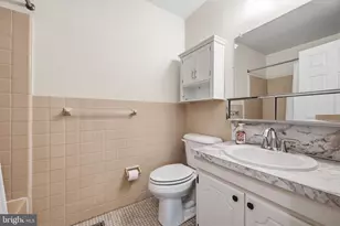 7835 Lawndale Ave, Philadelphia, PA 19111 - Photo 15