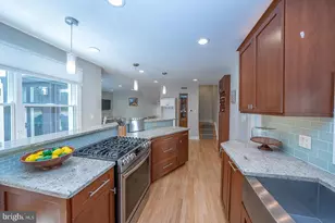 4 S Alder St, Philadelphia, PA 19147 - Photo 23