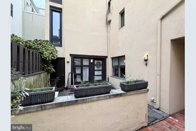 4 S Alder Street #4, Philadelphia, PA 19147 - Photo 5