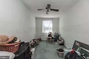 8617 Alicia St, Philadelphia, PA 19115 - Photo 35