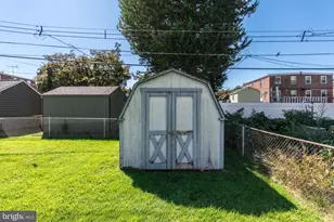 8617 Alicia St, Philadelphia, PA 19115 - Photo 51