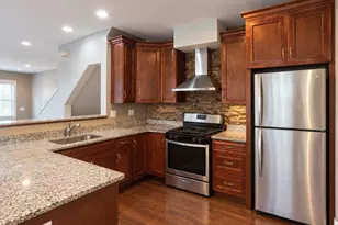 335 Carson St, Philadelphia, PA 19128 - Photo 5