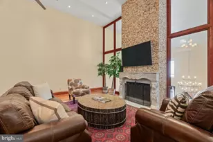 802 Locust St, Philadelphia, PA 19107 - Photo 31