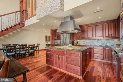 802 Locust Street #PENTHOUSE, Philadelphia, PA 19107 - Photo 7