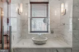 802 Locust St, Philadelphia, PA 19107 - Photo 23