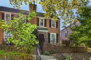 238 E Mt Pleasant Ave, Philadelphia, PA 19119 - Photo 3
