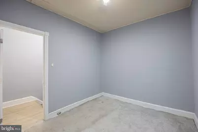 138 W Luray Street, Philadelphia, PA 19140 - Photo 17
